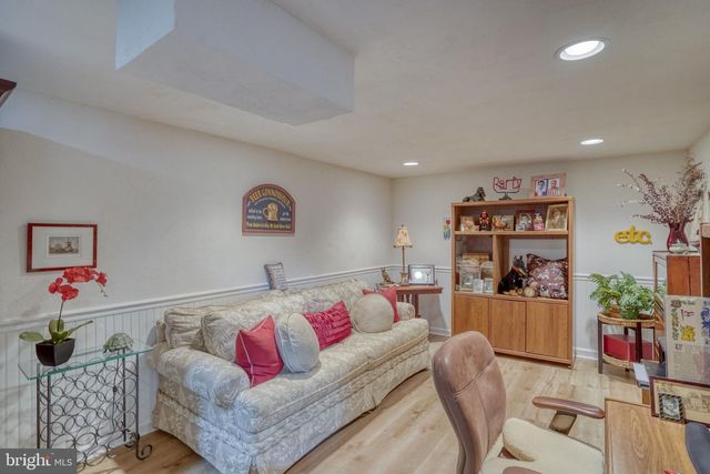 112 TALL PINES RD, Newark, DE 19713