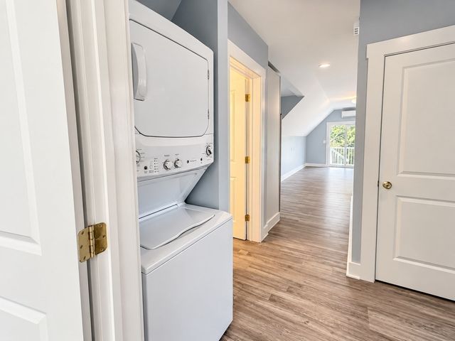 123 Elm St 3, Amesbury, MA 01913