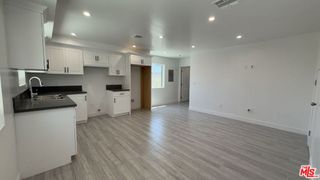 9011 Holmes Avenue B, Los Angeles, CA 90002