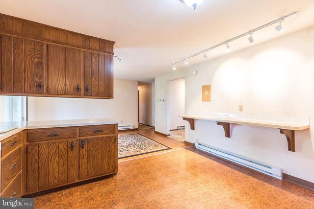 33 ONYX LN, Gilbertsville, PA 19525