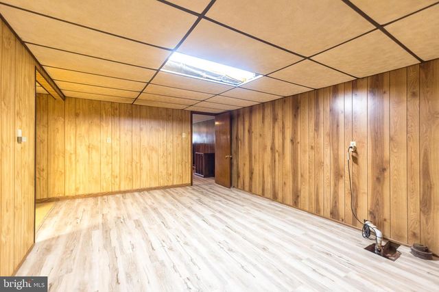 33 ONYX LN, Gilbertsville, PA 19525
