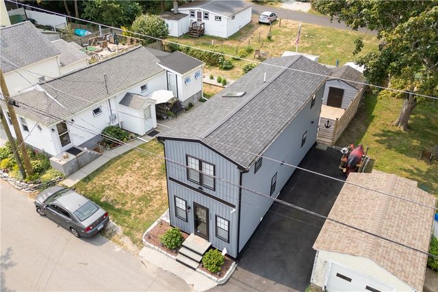 230 Cedar Avenue, Portsmouth, RI 02871