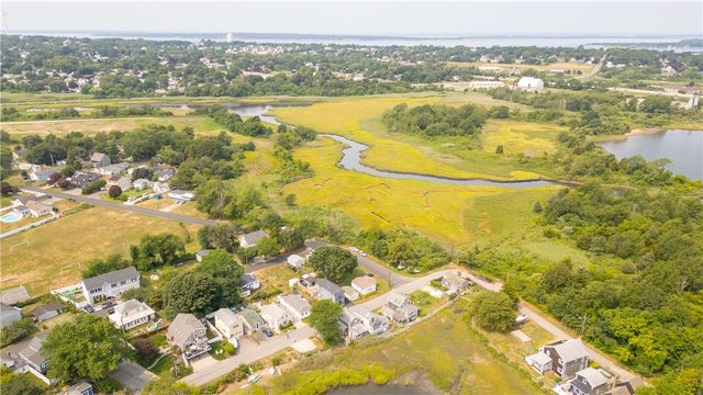 230 Cedar Avenue, Portsmouth, RI 02871