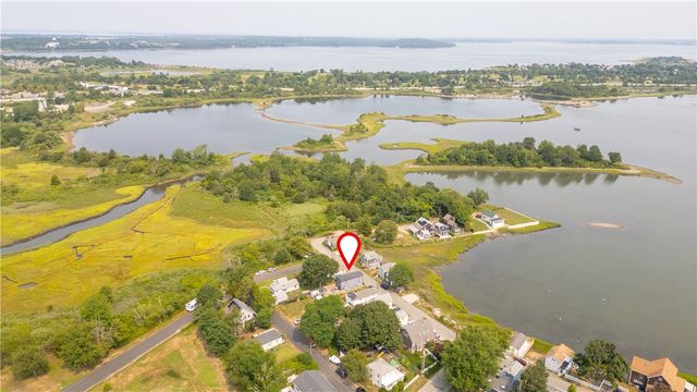 230 Cedar Avenue, Portsmouth, RI 02871