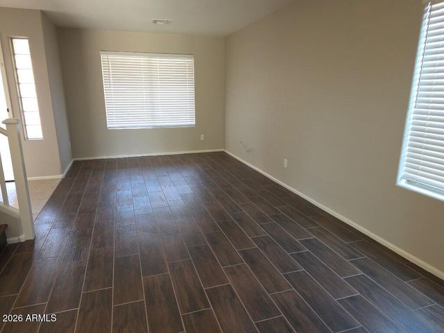 2459 W Via Dona Road, Phoenix, AZ 85085