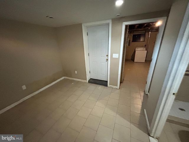 4 N BERNICE AVE, Baltimore, MD 21229