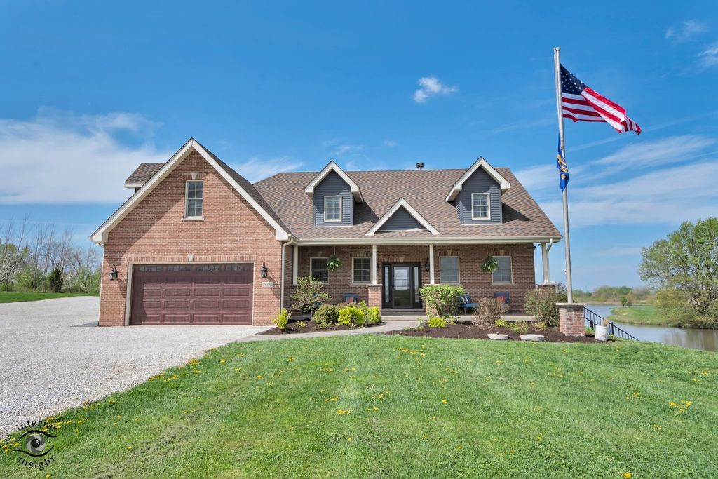 Image 2 of property listing at 28202 S 120th Avenue, Peotone, IL 60468