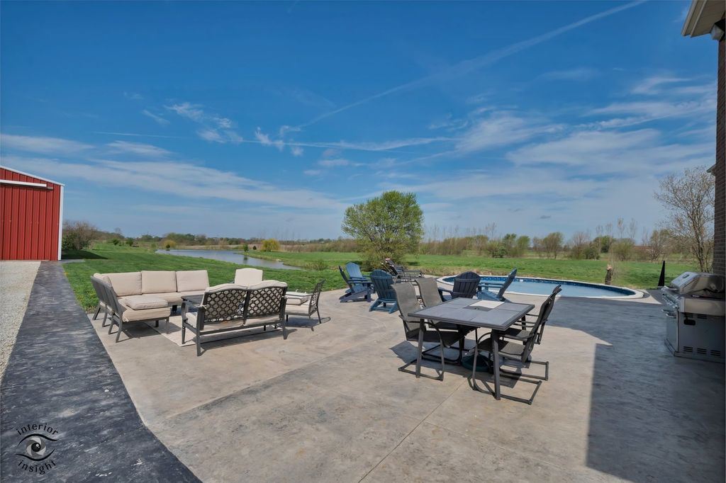 Image 36 of property listing at 28202 S 120th Avenue, Peotone, IL 60468