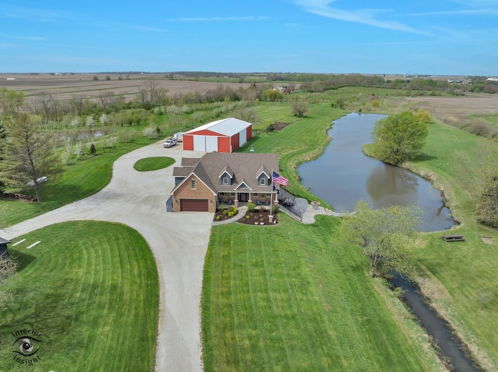 Image 42 of property listing at 28202 S 120th Avenue, Peotone, IL 60468