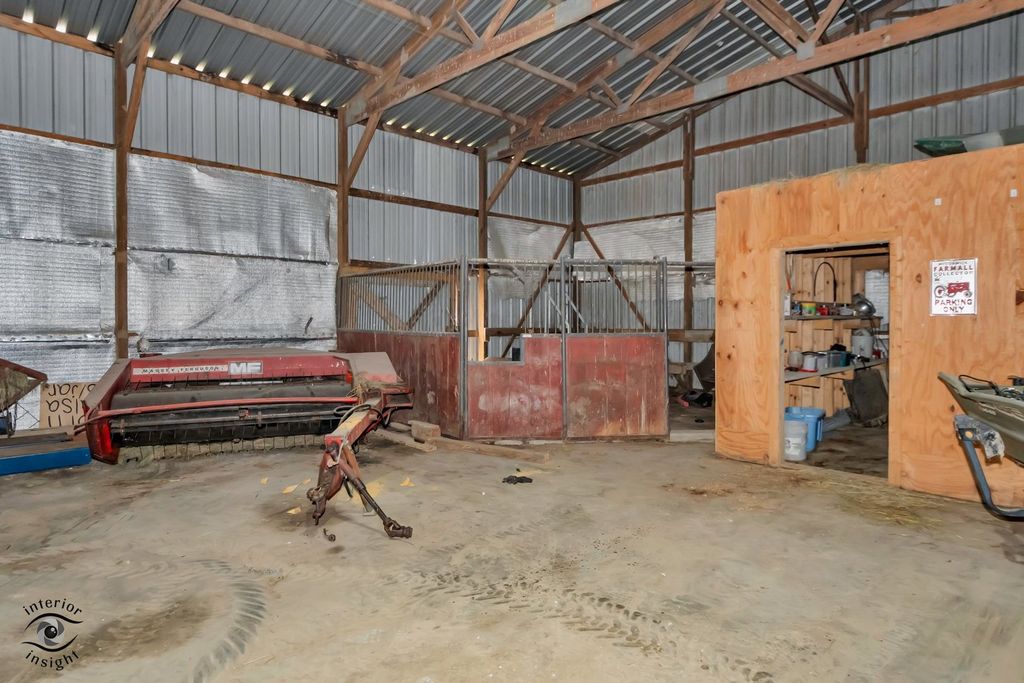 Image 43 of property listing at 28202 S 120th Avenue, Peotone, IL 60468