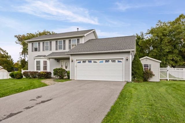 16 Morin Circle, Henrietta, NY 14586