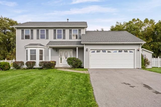16 Morin Circle, Henrietta, NY 14586