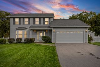 16 Morin Circle, Henrietta, NY 14586