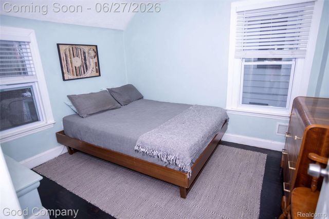 16241 Inverness Street, Detroit, MI 48221