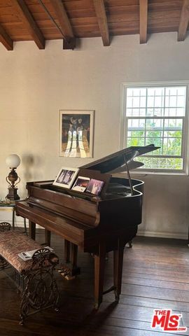 304 S Clark Drive, Beverly Hills, CA 90211