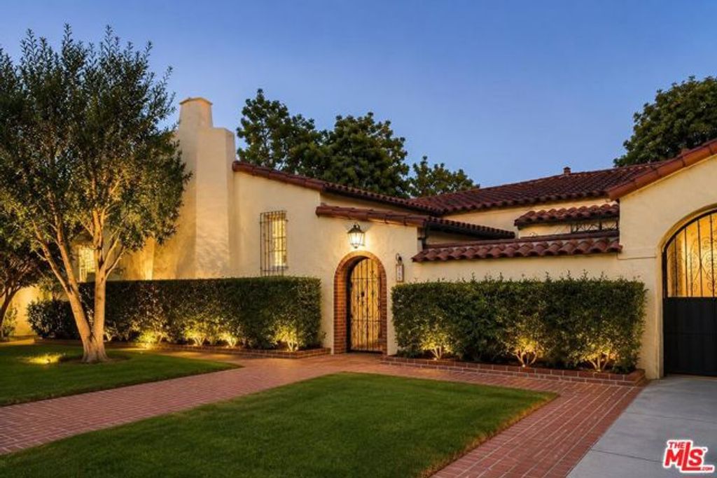 304 S Clark Drive, Beverly Hills, CA 90211