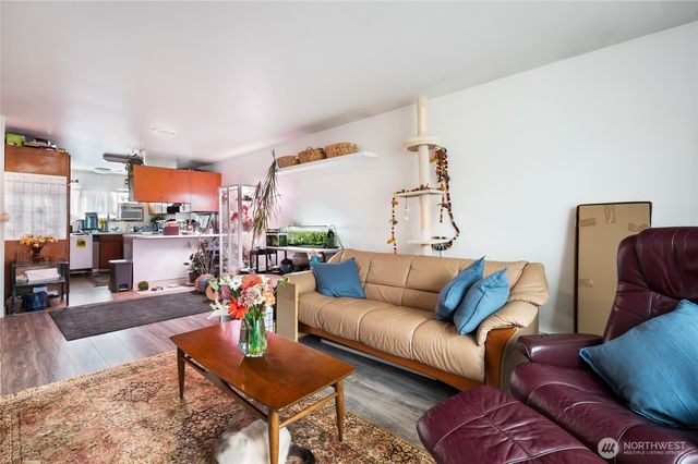 1017 SW 154th Street, Burien, WA 98166