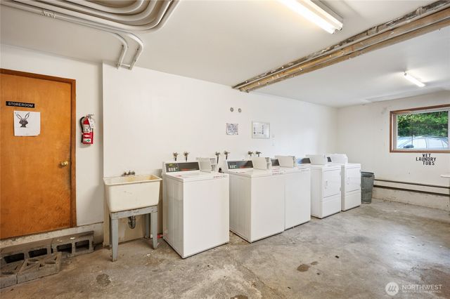 1017 SW 154th Street, Burien, WA 98166