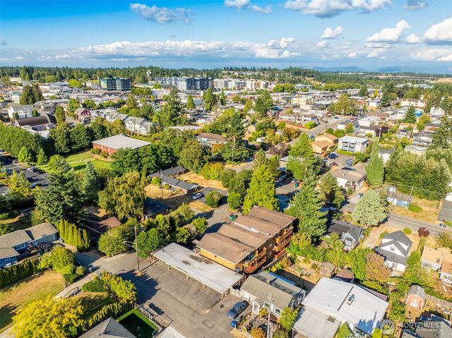 1017 SW 154th Street, Burien, WA 98166