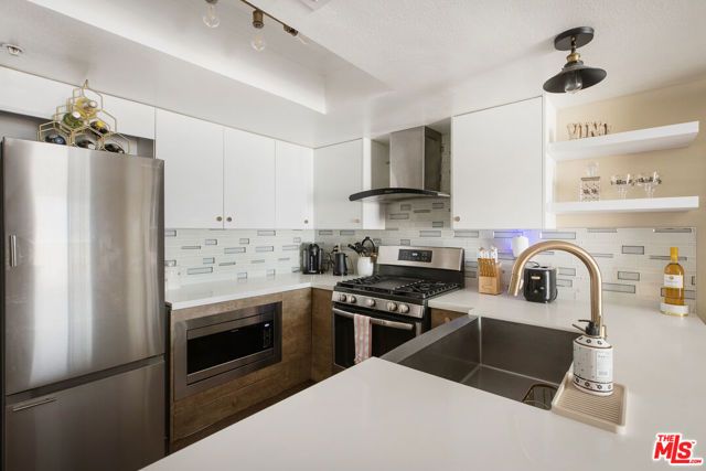 4760 Templeton Street 3201, Los Angeles, CA 90032