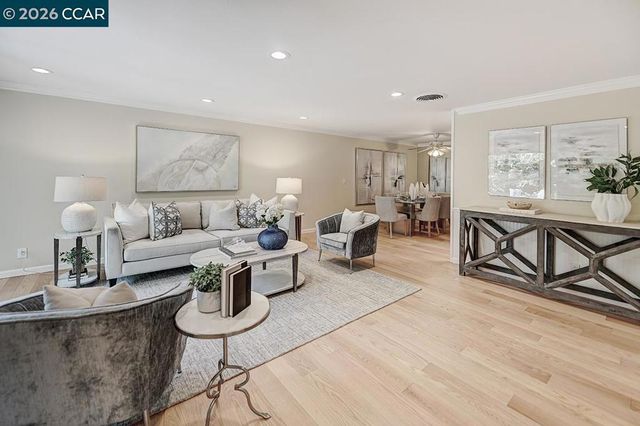 2161 Ptarmigan Dr 1, Walnut Creek, CA 94595