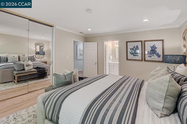 2161 Ptarmigan Dr 1, Walnut Creek, CA 94595