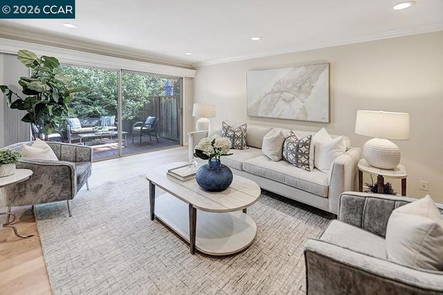 2161 Ptarmigan Dr 1, Walnut Creek, CA 94595