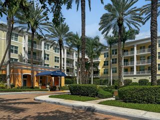 802 W Windward Way 304, Lantana, FL 33462