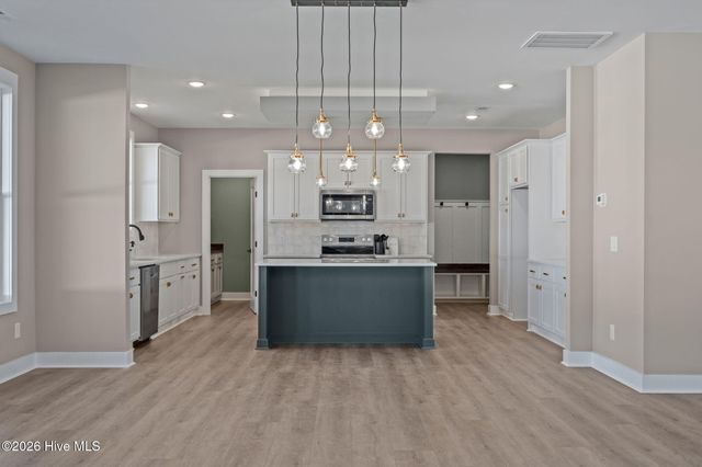 4009 Regina Lane, Ayden, NC 28513