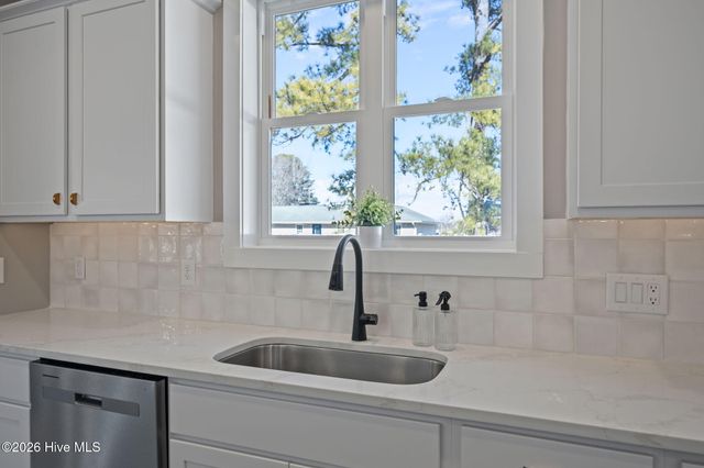 4009 Regina Lane, Ayden, NC 28513