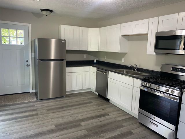 155 Kirkwood Avenue, Springfield, MI 49037