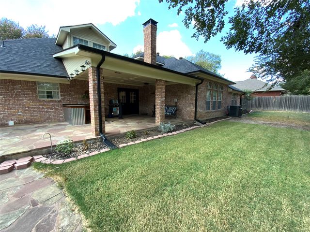 2020 Arbor Bend Street, Bonham, TX 75418