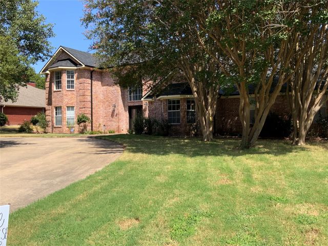 2020 Arbor Bend Street, Bonham, TX 75418