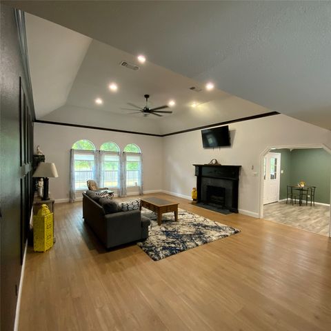 2020 Arbor Bend Street, Bonham, TX 75418