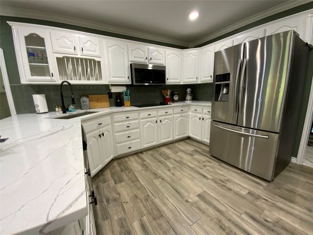 2020 Arbor Bend Street, Bonham, TX 75418