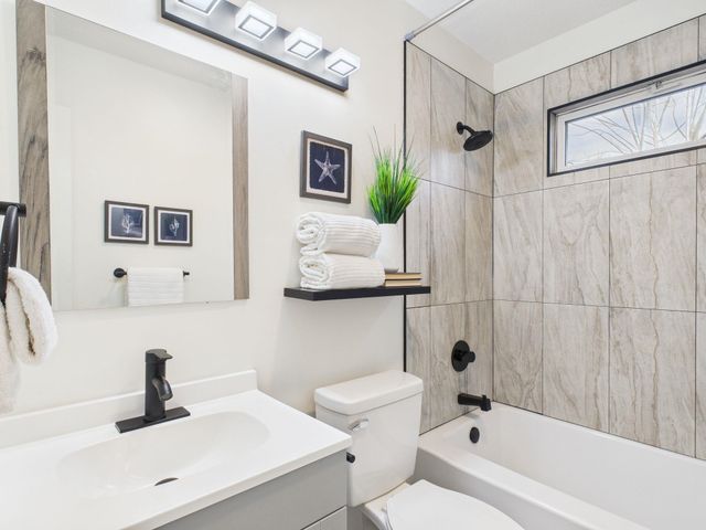 3537 S Bonn Ave, Wichita, KS 67217