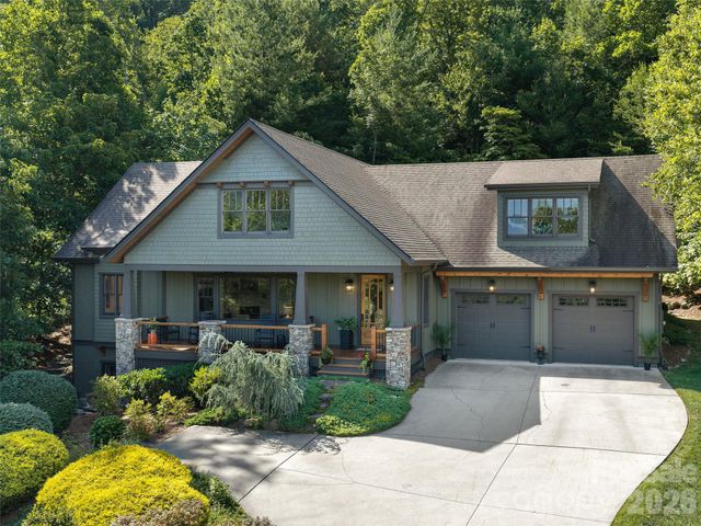 80 Village Pointe Lane, Asheville, NC 28803