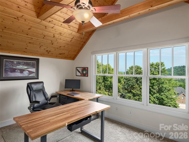 80 Village Pointe Lane, Asheville, NC 28803