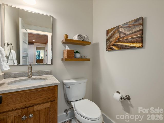 80 Village Pointe Lane, Asheville, NC 28803