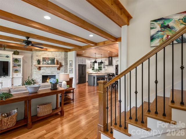80 Village Pointe Lane, Asheville, NC 28803