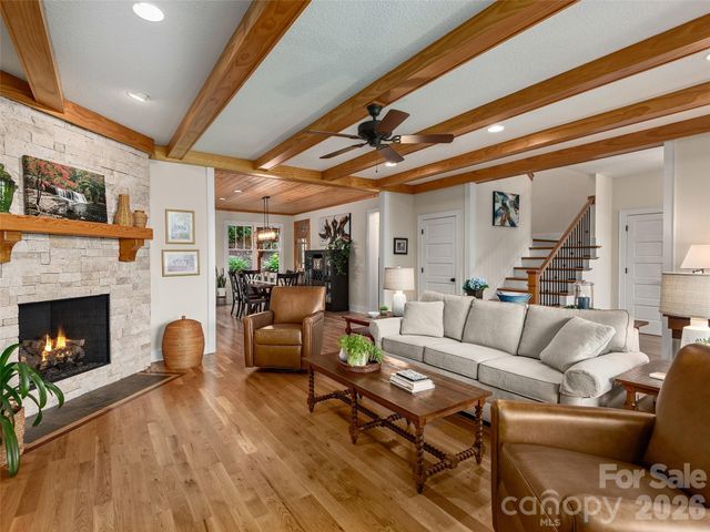 80 Village Pointe Lane, Asheville, NC 28803