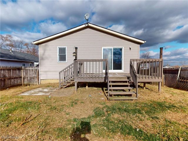 1144 Benton Street, Barberton, OH 44203