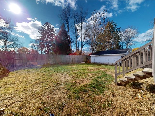 1144 Benton Street, Barberton, OH 44203