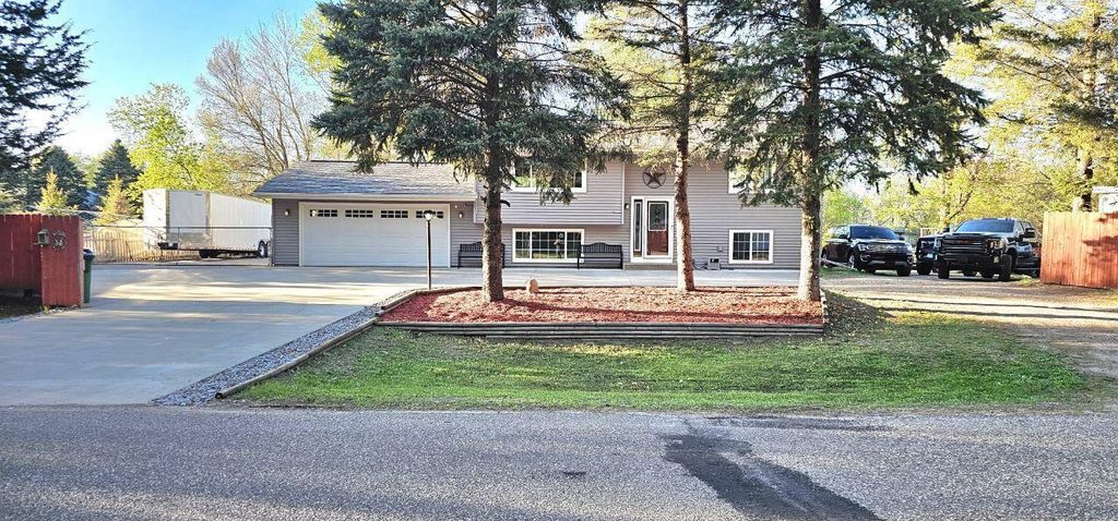 3351 183rd Avenue NE, East Bethel, MN 55092