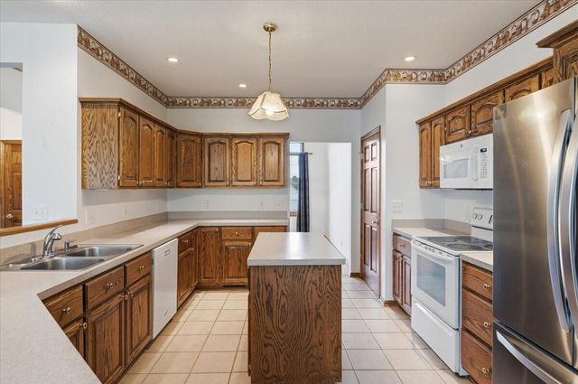 24637 RICHFIELD Loop, Council Bluffs, IA 51503