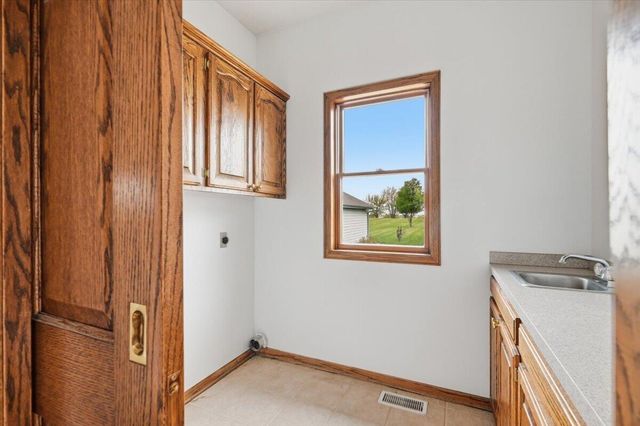 24637 RICHFIELD Loop, Council Bluffs, IA 51503