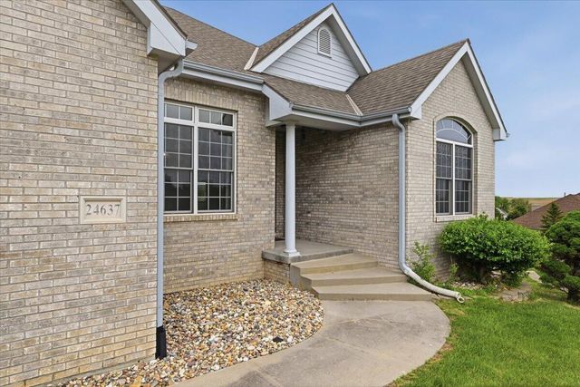 24637 RICHFIELD Loop, Council Bluffs, IA 51503