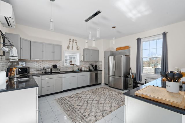 19391 Main ST, Buchanan, VA 24066