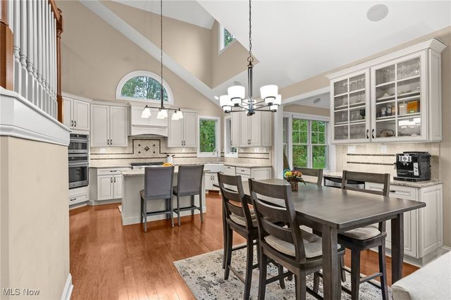 32557 Muirfield Drive, Avon Lake, OH 44012