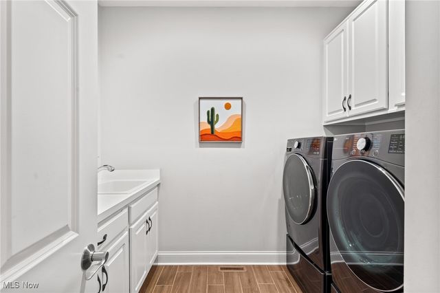 32557 Muirfield Drive, Avon Lake, OH 44012